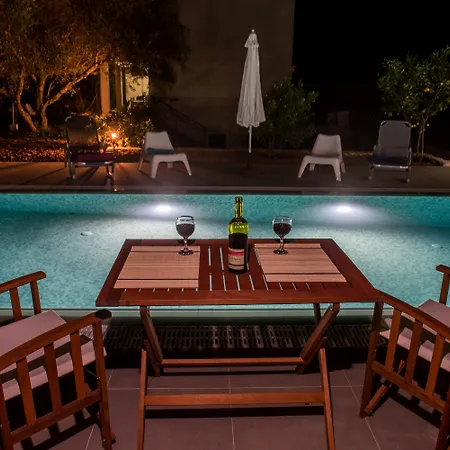 Appartamento Koxyli & *