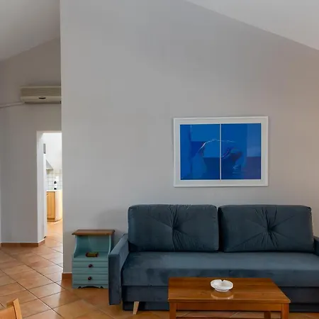 Koxyli & Apartment *