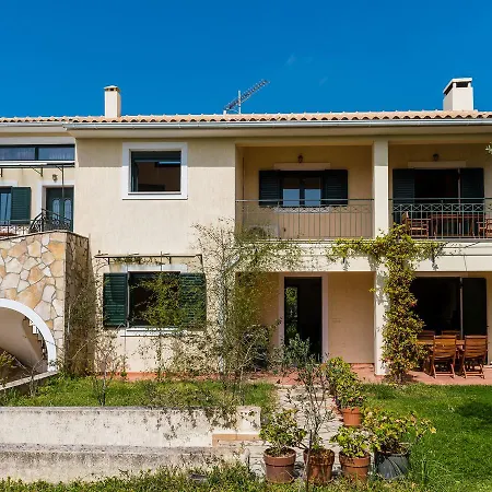 Koxyli & Apartman Kaligáta